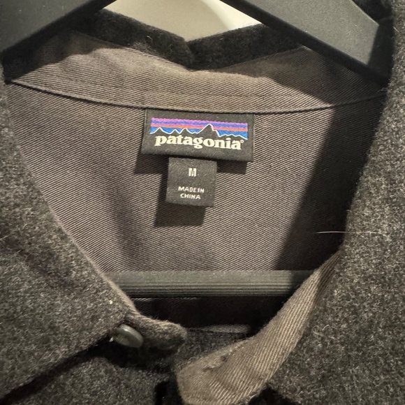 Men's Patagonia Reclaimed Wool Shirt - Picture 2 of 2